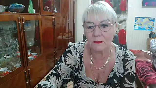 JenaCheim online show from 11-16-25, 06:19