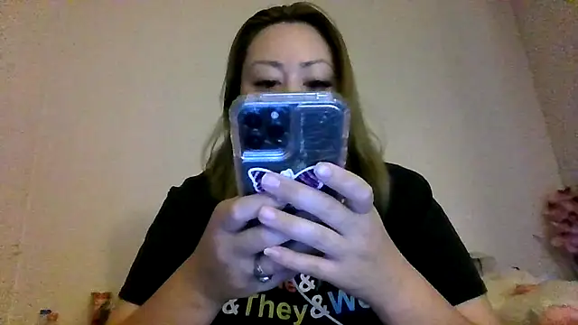 YOUNGFLICKA online show from 11-29-25, 08:12