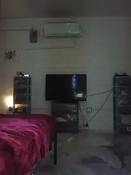 Xochillovemoney2 online show from 06-26-26, 10:03