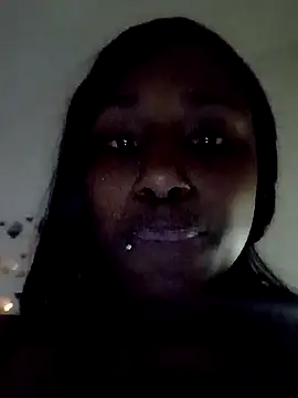 Xochillovemoney2 online show from 07-28-26, 01:56