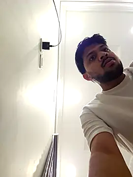 shakir12340 online show from 09-28-25, 06:13