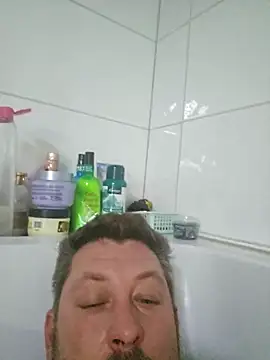 Snapshot of ktmtom247 chatting on 11-15-25, 07:21 ktmtom247 online show from 11-15-25, 07:21