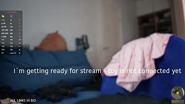 Snapshot of LAUREL_HAZEL chatting on 02-06-25, 07:07 LAUREL HAZEL online show from 02-06-25, 07:07