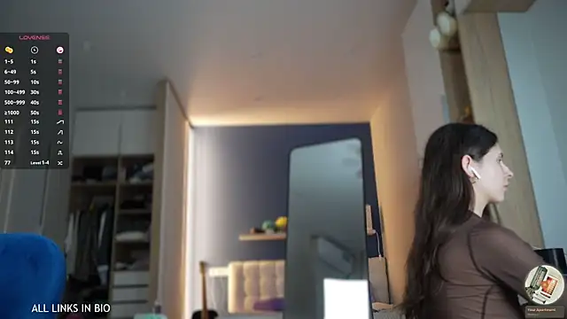 Snapshot of LAUREL_HAZEL chatting on 03-04-25, 07:11 LAUREL HAZEL online show from 03-04-25, 07:11