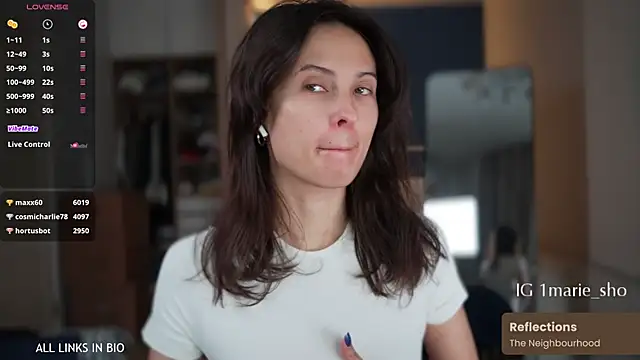 Snapshot of LAUREL_HAZEL chatting on 11-01-25, 10:50 LAUREL HAZEL online show from 11-01-25, 10:50