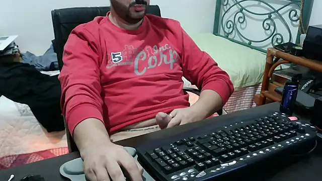 Snapshot of Italian_dark_desire chatting on 12-05-25, 04:25 Italian dark desire online show from 12-05-25, 04:25