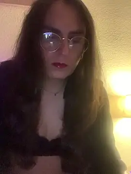 Chic desire online show from 04-25-26, 10:40