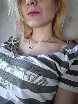 YogisticJuli666 online show from 02-21-25, 06:29