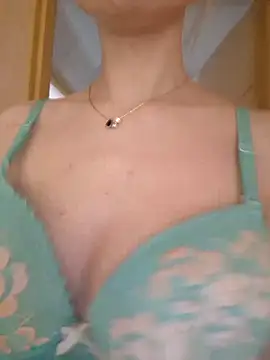 YogisticJuli666 online show from 03-12-25, 07:02