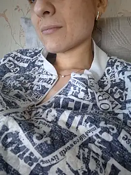 YogisticJuli666 online show from 03-21-25, 06:38