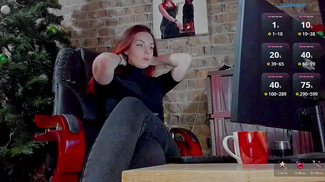 Snapshot of MrsVenus chatting on 02-05-25, 07:07 MrsVenus online show from 02-05-25, 07:07