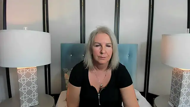 Snapshot of EricaTop chatting on 01-28-25, 04:52 EricaTop online show from 01-28-25, 04:52