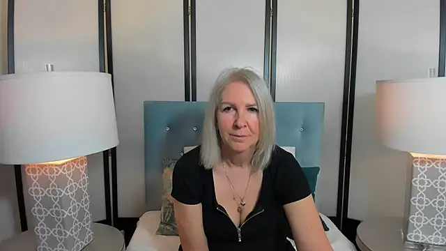 EricaTop online show from 05-17-26, 04:54