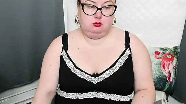 dirtyBonnie online show from 12-19-24, 06:12