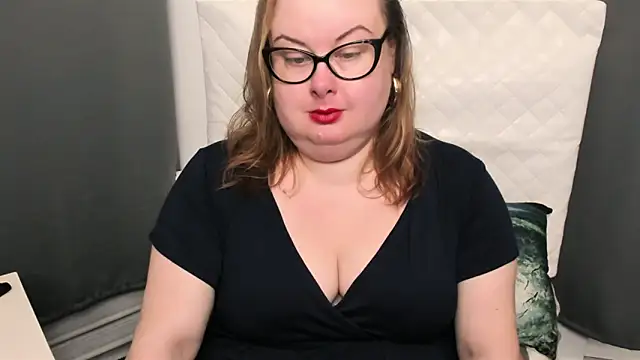 dirtyBonnie online show from 01-25-25, 04:56