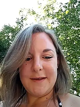 Snapshot of SwedishJennifer chatting on 06-17-26, 12:29 SwedishJennifer online show from 06-17-26, 12:29