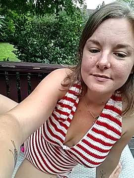 Snapshot of SwedishJennifer chatting on 06-28-26, 11:16 SwedishJennifer online show from 06-28-26, 11:16