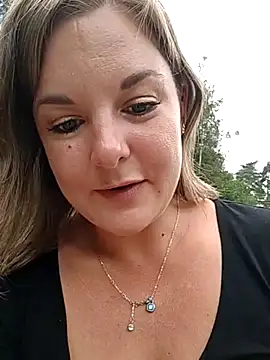 Snapshot of SwedishJennifer chatting on 07-28-26, 12:48 SwedishJennifer online show from 07-28-26, 12:48