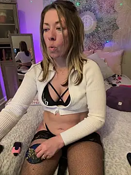  NinaLuvSins  online show from 10-26-25, 12:27