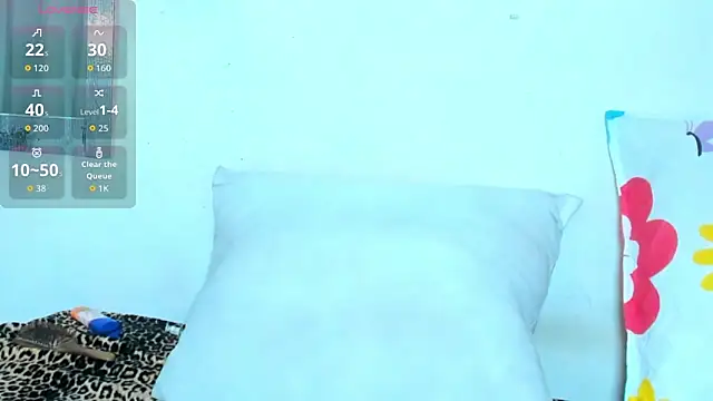 Snapshot of lorenfram chatting on 12-15-25, 03:16 lorenfram online show from 12-15-25, 03:16