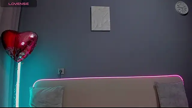 Malika Lisan online show from 02-16-26, 02:29