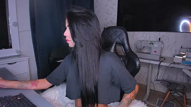 Lisegg  online show from 02-05-25, 04:58