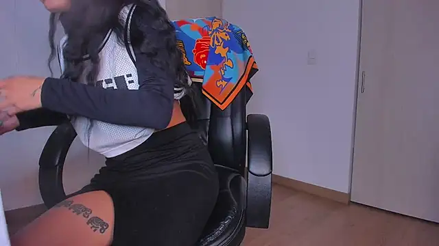 Lisegg  online show from 10-15-25, 09:42