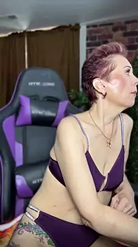 RubyLynne online show from 04-29-26, 07:42