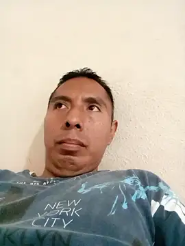 Snapshot of desnudo_Sexoxo chatting on 12-31-24, 08:56 desnudo Sexoxo online show from 12-31-24, 08:56