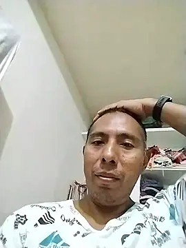 Snapshot of desnudo_Sexoxo chatting on 06-13-26, 06:17 desnudo Sexoxo online show from 06-13-26, 06:17