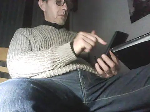 Moro ra online show from 11-18-25, 07:40