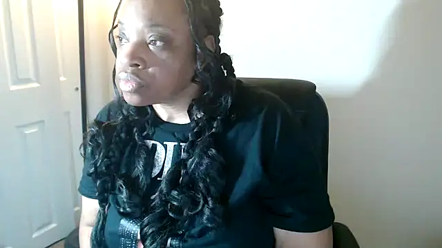 Sexymona1218 online show from 03-28-26, 07:08