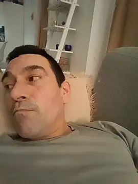 Snapshot of dick81 chatting on 02-06-26, 11:52 dick81 online show from 02-06-26, 11:52