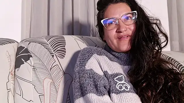 DeesseLuxure online show from 03-27-26, 06:30