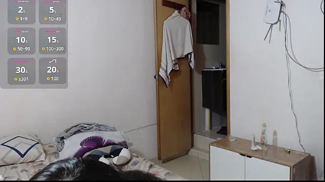 evolet01 online show from 11-22-25, 03:38