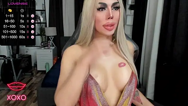 Snapshot of Forever_MissCandace chatting on 12-31-24, 12:15 Forever MissCandace online show from 12-31-24, 12:15