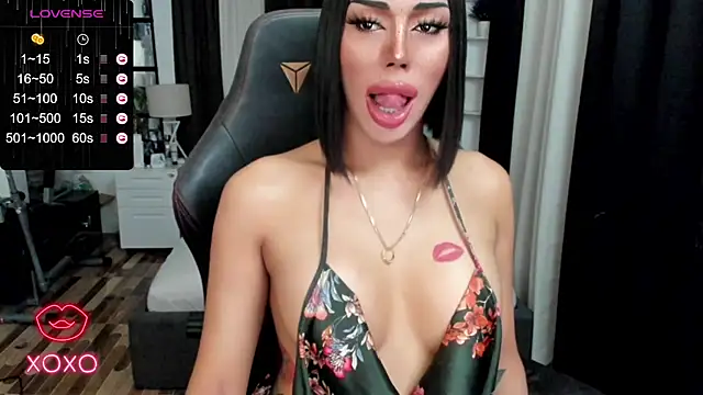 Snapshot of Forever_MissCandace chatting on 03-01-25, 11:39 Forever MissCandace online show from 03-01-25, 11:39