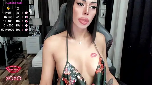 Snapshot of Forever_MissCandace chatting on 03-15-25, 11:28 Forever MissCandace online show from 03-15-25, 11:28