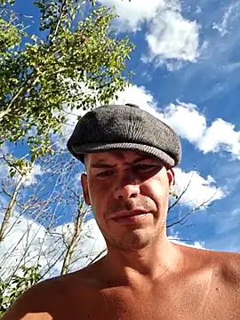 viraglaci18xh online show from 09-17-25, 01:57