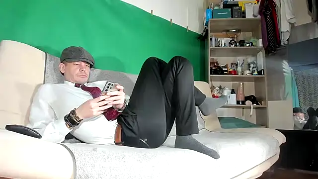 viraglaci18xh online show from 03-04-26, 03:40