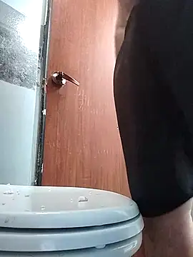 Mbooty86 online show from 10-25-25, 04:13