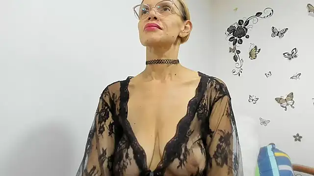 jennifersmit1 online show from 05-13-26, 05:10
