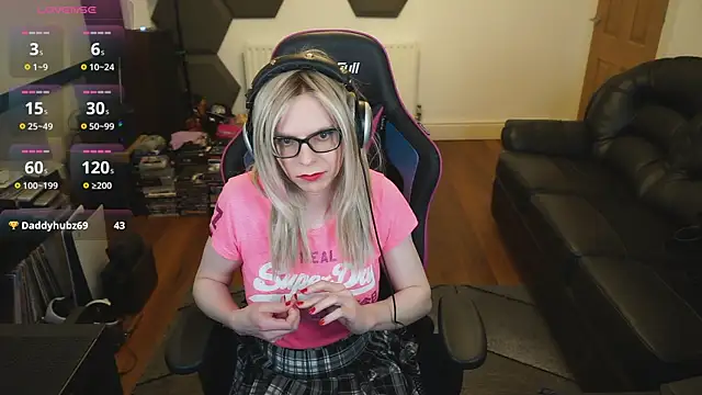 Snapshot of KelseyCobalt chatting on 03-17-25, 12:19 KelseyCobalt online show from 03-17-25, 12:19