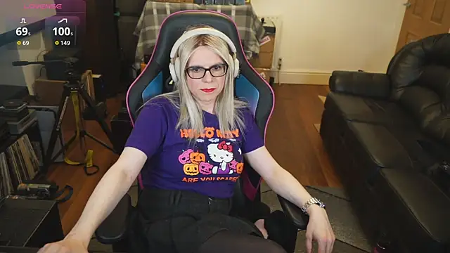 Snapshot of KelseyCobalt chatting on 09-30-25, 08:03 KelseyCobalt online show from 09-30-25, 08:03