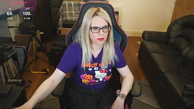 Snapshot of KelseyCobalt chatting on 10-01-25, 08:48 KelseyCobalt online show from 10-01-25, 08:48