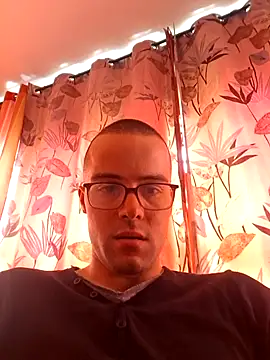 Hakim14460 online show from 06-12-26, 01:43
