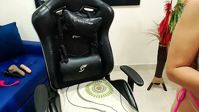 Tamara Luaren online show from 03-12-26, 04:46