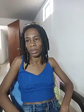 Snapshot of africa_deluxe chatting on 05-15-26, 03:52 africa deluxe online show from 05-15-26, 03:52