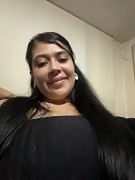 Snapshot of emilyjohanson chatting on 05-03-26, 06:41 emilyjohanson online show from 05-03-26, 06:41