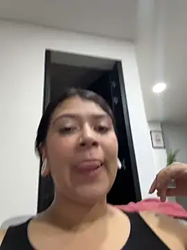 Snapshot of emilyjohanson chatting on 05-05-26, 04:26 emilyjohanson online show from 05-05-26, 04:26
